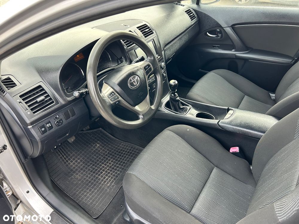 Toyota Avensis 1.6 Edition - 3