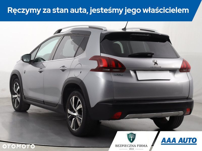 Peugeot 2008 - 6
