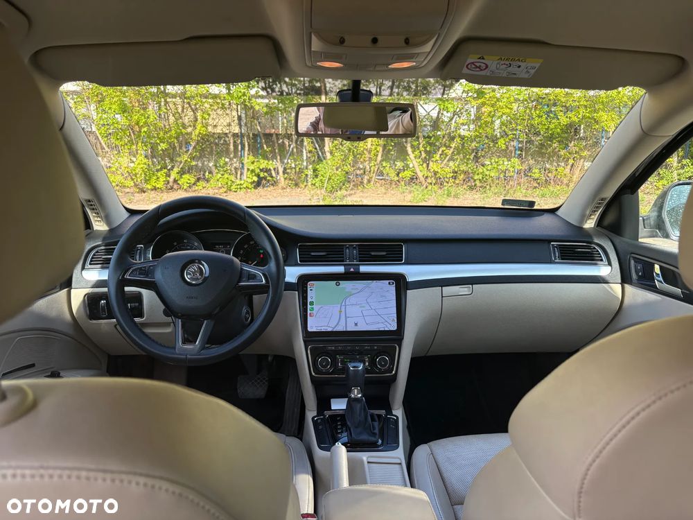 Skoda Superb 2.0 TSI Elegance DSG - 2