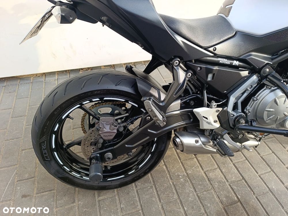 Kawasaki Z 650 - 21