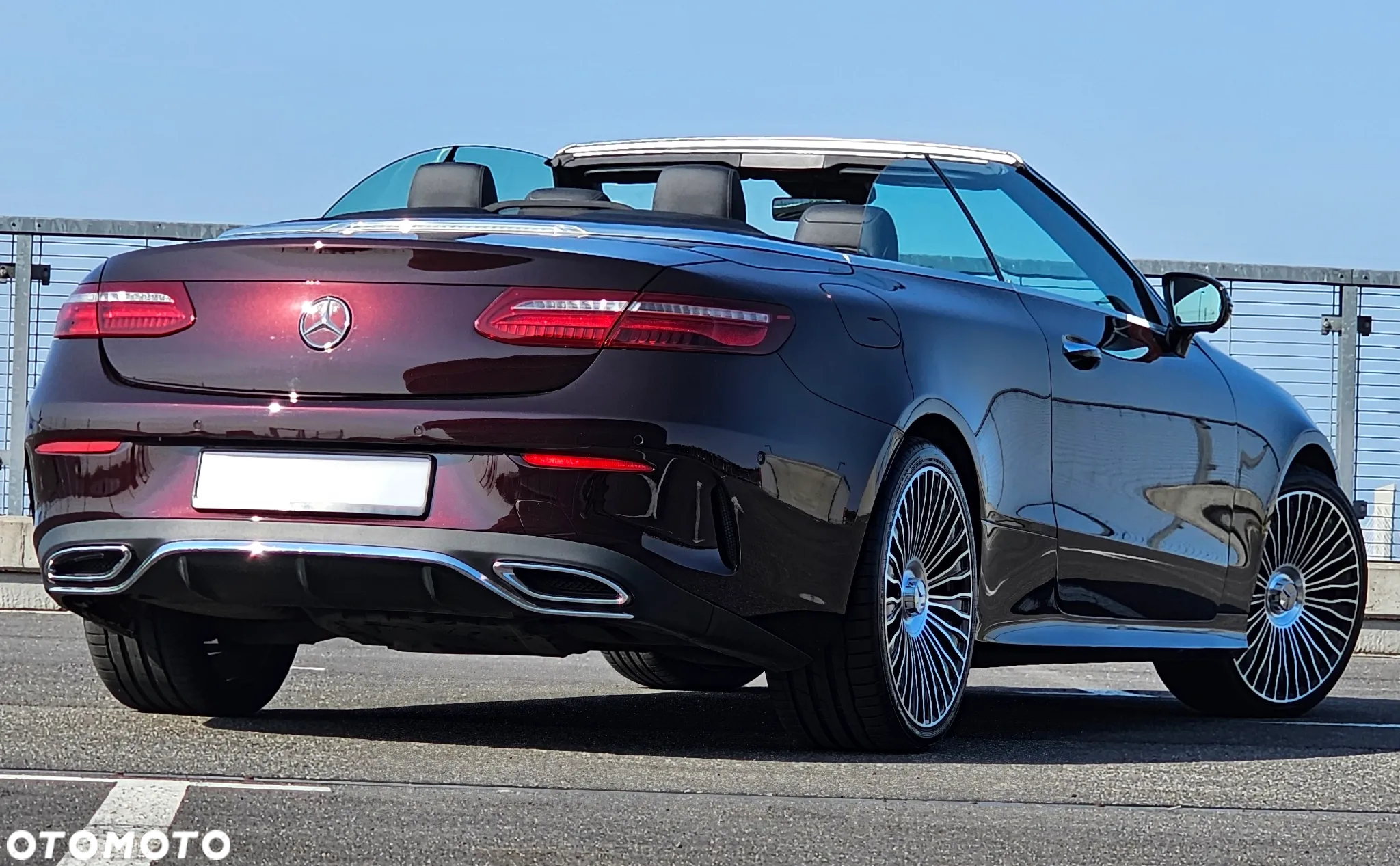 Mercedes-Benz Klasa E 220 d Kabriolet 9G-TRONIC - 16