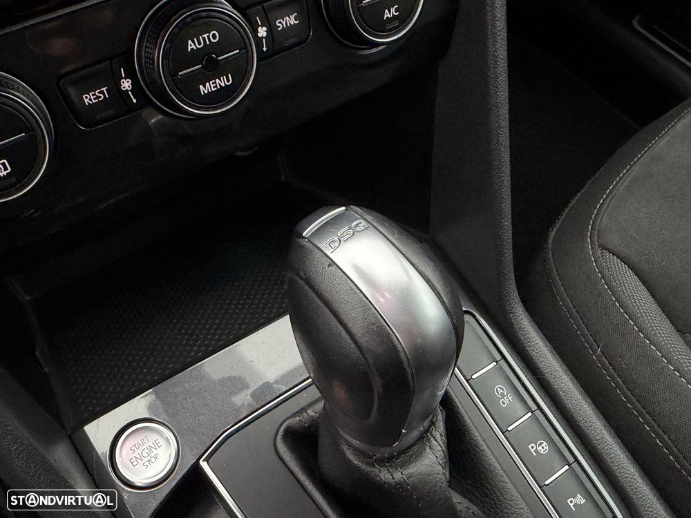 VW Tiguan Allspace 2.0 TDI Highline DSG - 46