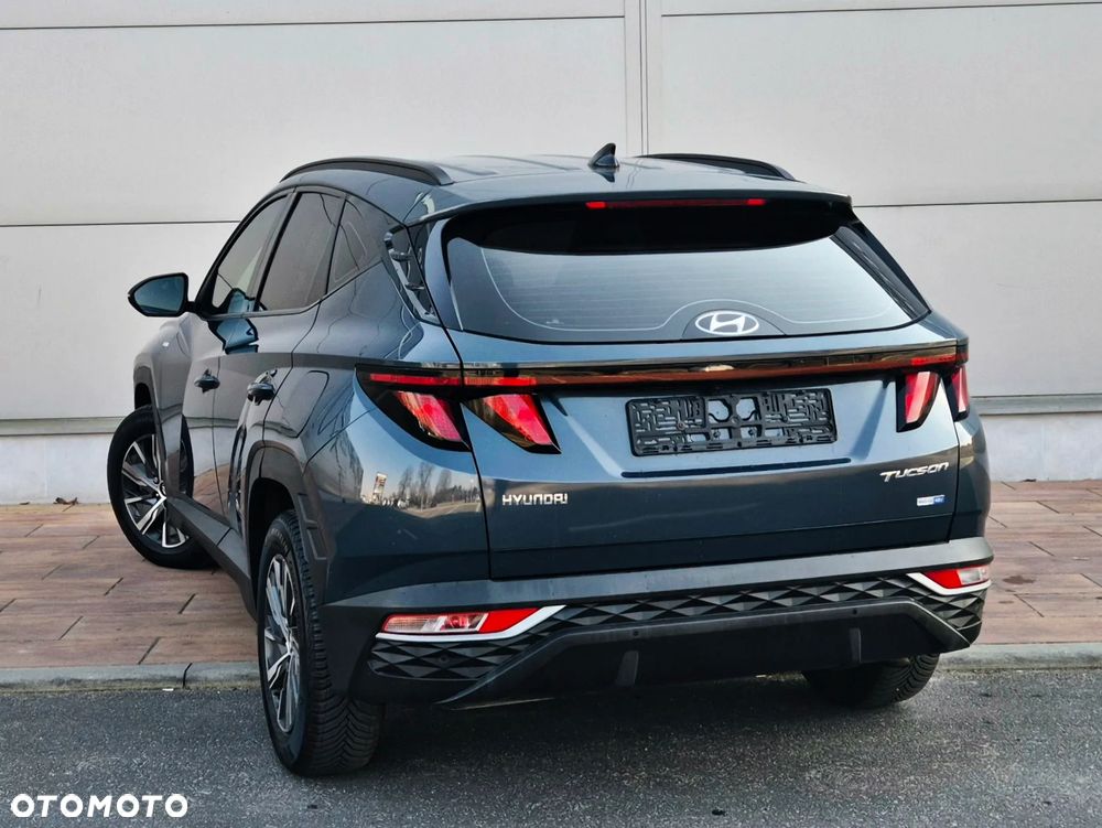 Hyundai Tucson 1.6 CRDi 48V-Hybrid 2WD DCT Select - 13