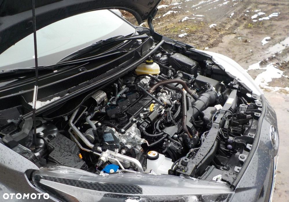 Toyota Yaris - 4