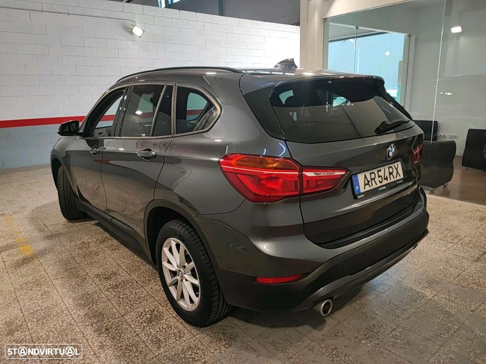 BMW X1 16 d sDrive Pack Essence Auto - 2