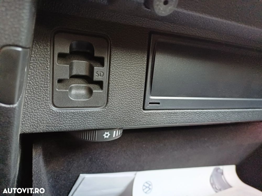 Volkswagen Passat 1.5 TSI OPF DSG Elegance - 33