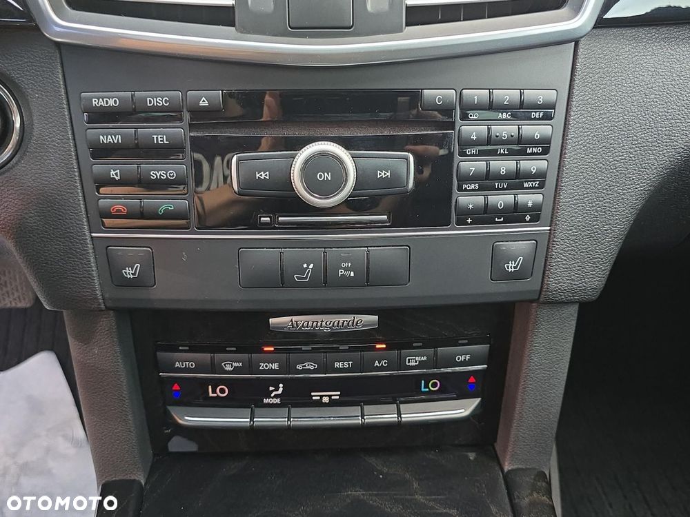 Mercedes-Benz Klasa E 350 CDI BlueEff Avantgarde - 15
