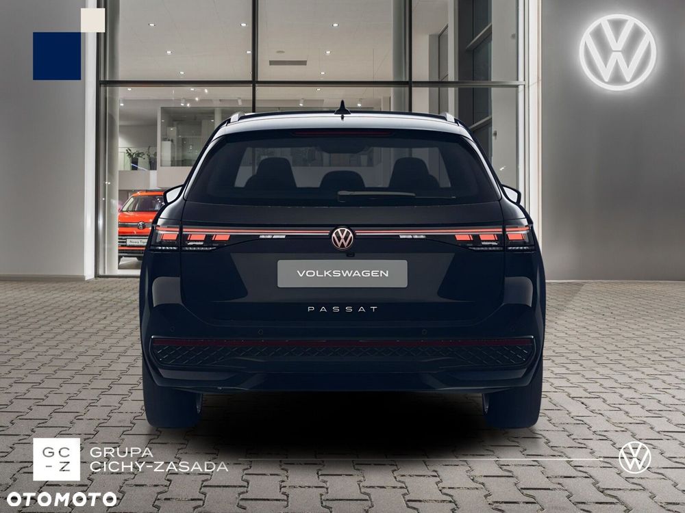 Volkswagen Passat Variant 2.0 TDI SCR R-Line Plus DSG - 5