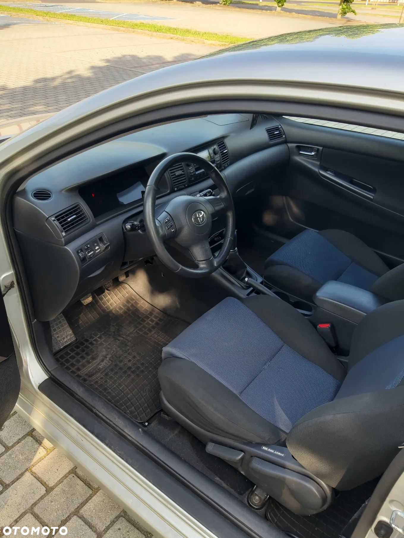 Toyota Corolla 1.6 VVT-i Dynamic - 7