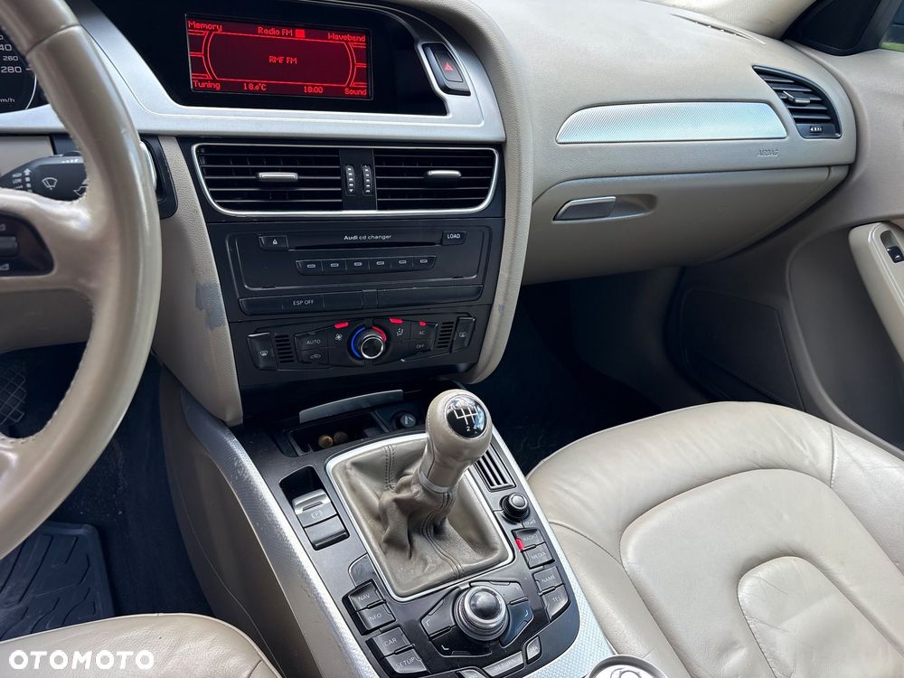 Audi A4 Avant 2.0 TDI - 7