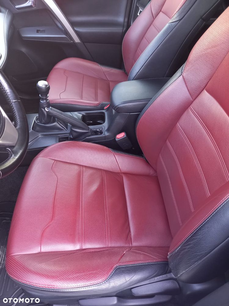 Toyota RAV4 2.0 D-4D Premium 4x2 - 9
