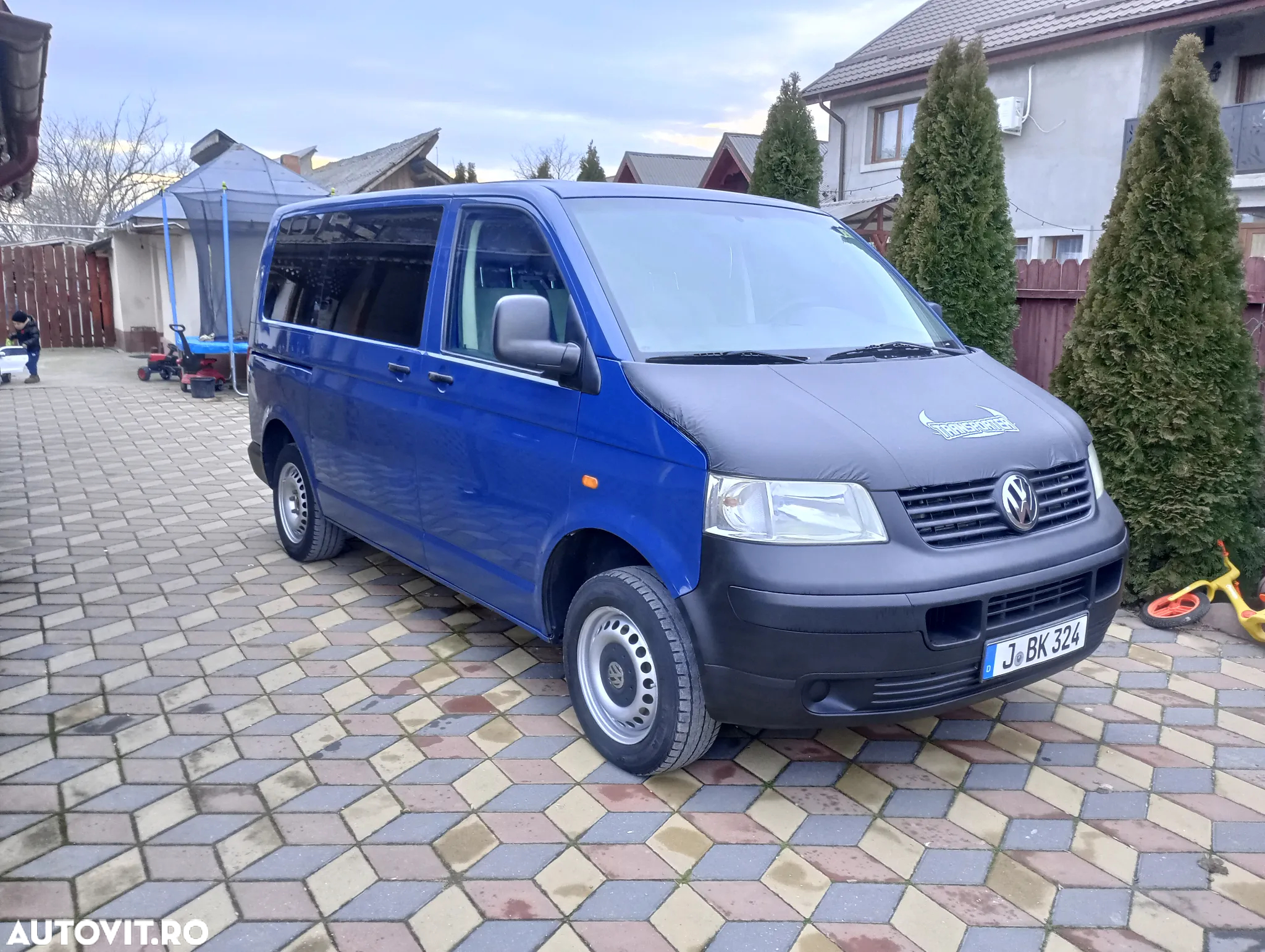 Volkswagen Transporter - 2