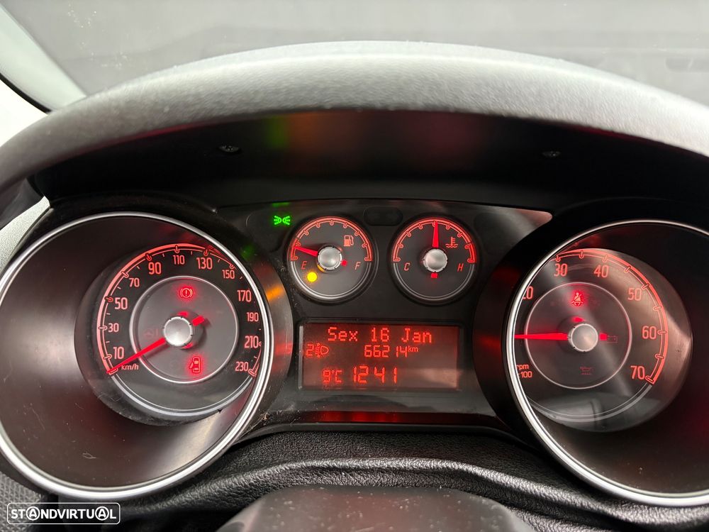 Fiat Grande Punto - 36