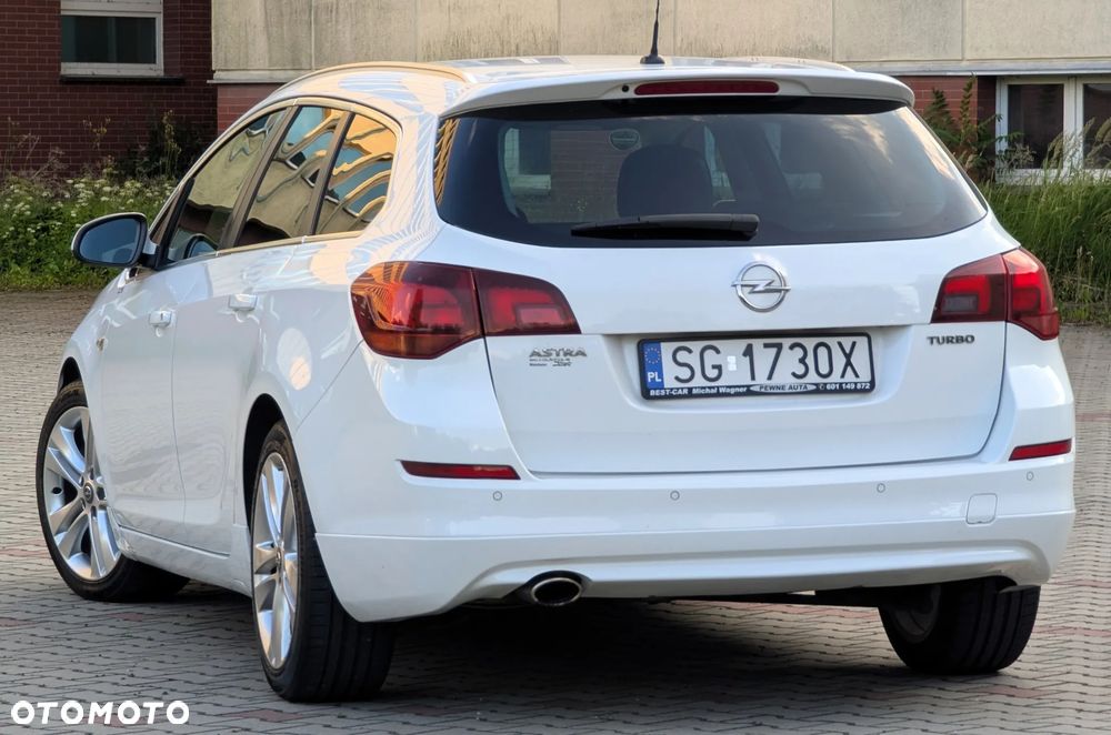 Opel Astra 1.6 T Sport - 18