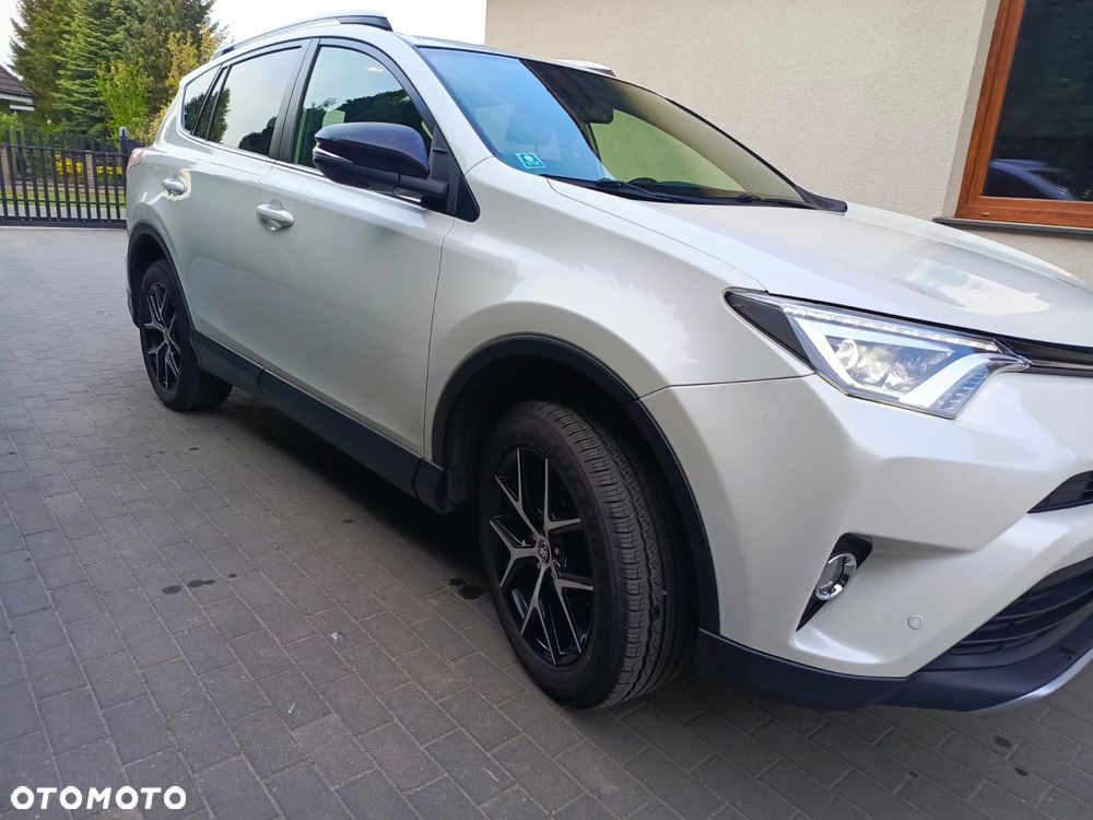 Toyota RAV4 2.0 D-4D Active 4x2 - 13