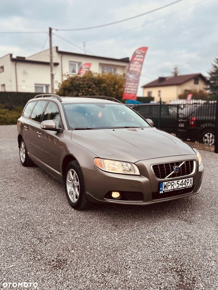 Volvo V70 - 3
