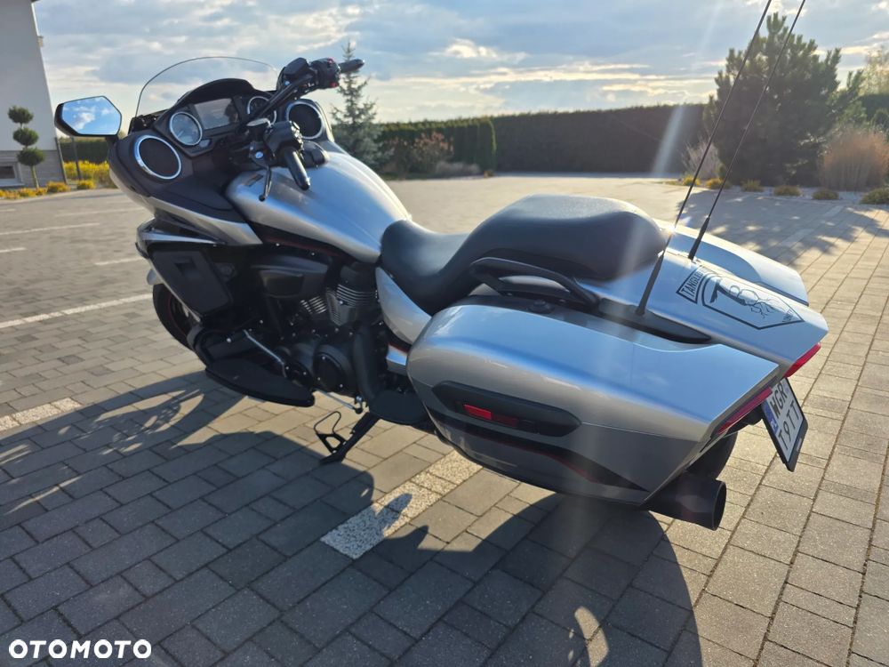 Yamaha XV - 12