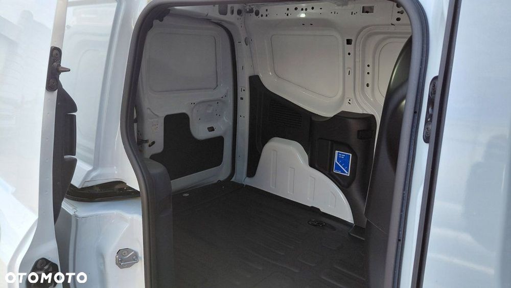 Ford Transit Courier - 7