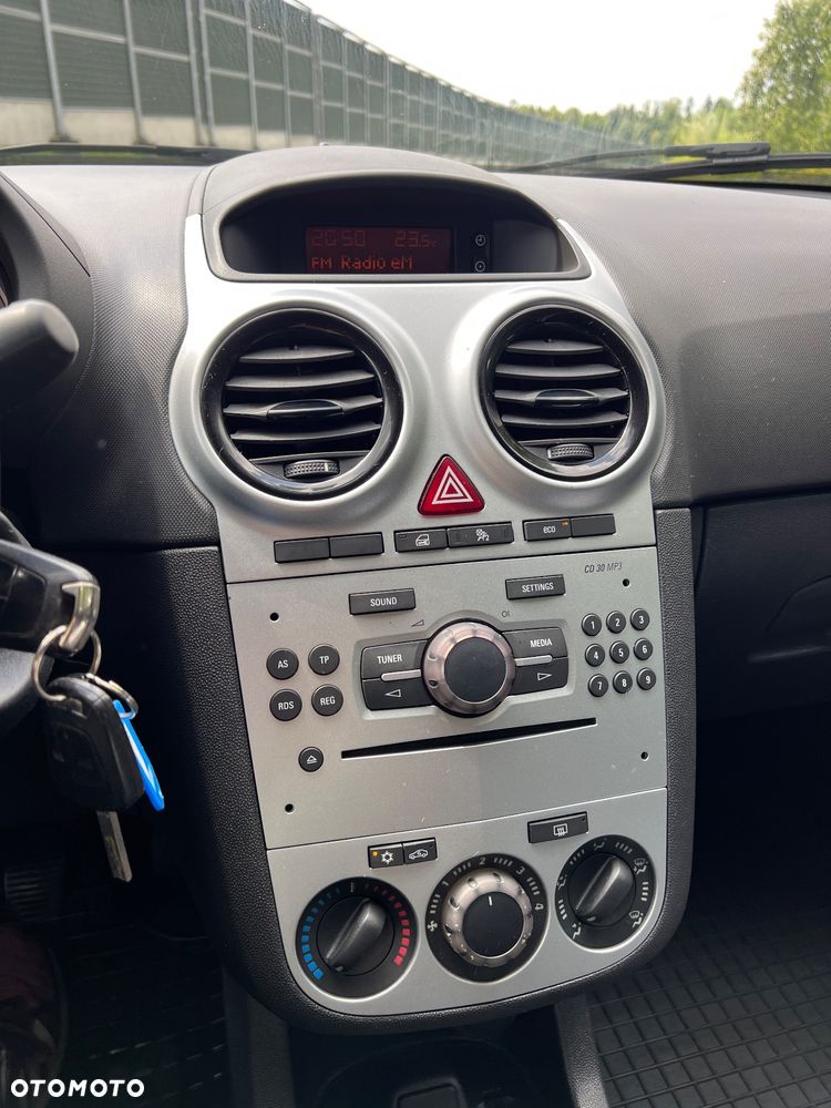 Opel Corsa 1.2 16V Enjoy - 14