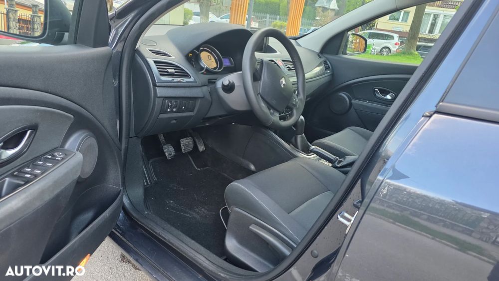 Renault Megane 1.5 dCi Dynamique - 3