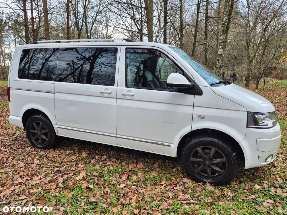 Volkswagen Multivan - 2