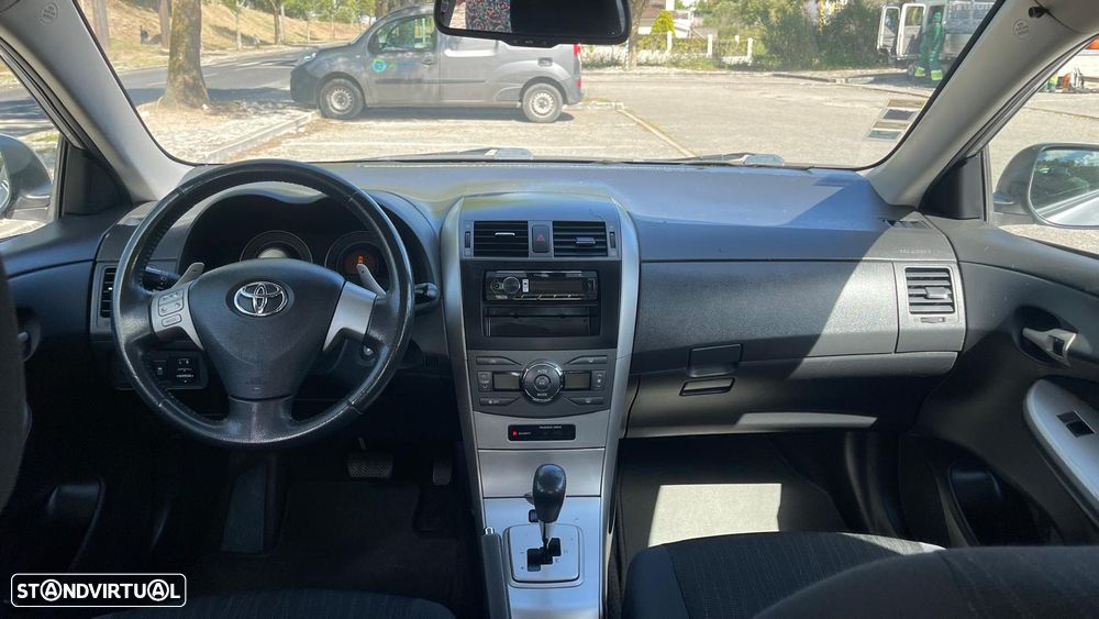 Toyota Corolla 1.4 D-4D Sol MMT - 12