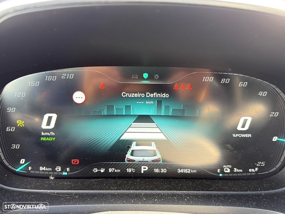 MG EHS 1.5 T-GDI Plug-in Hybrid Luxury - 11