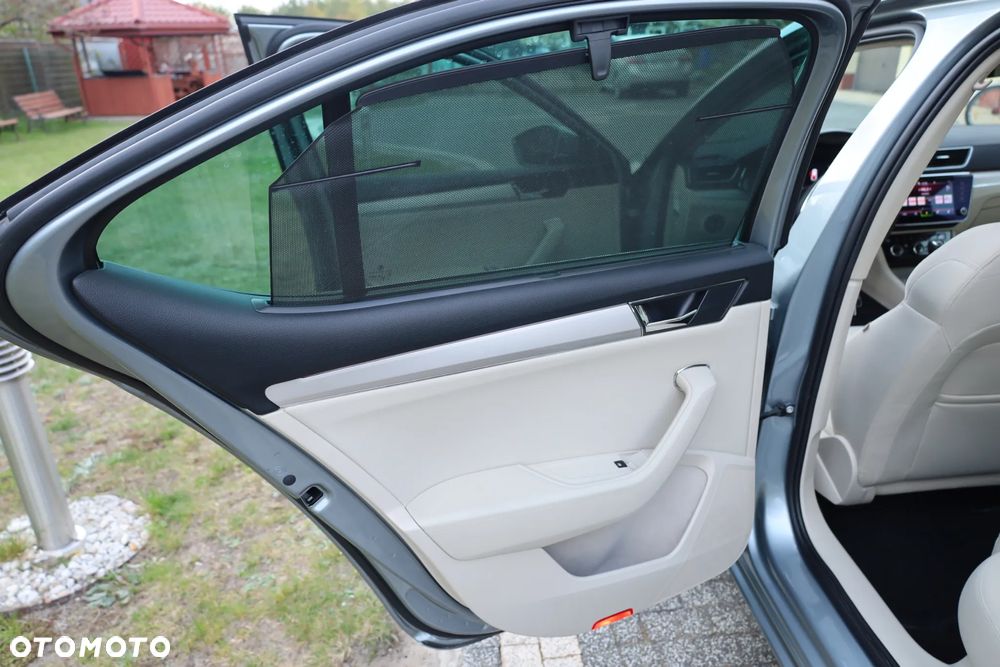 Skoda Superb 2.0 TSI Style DSG - 21