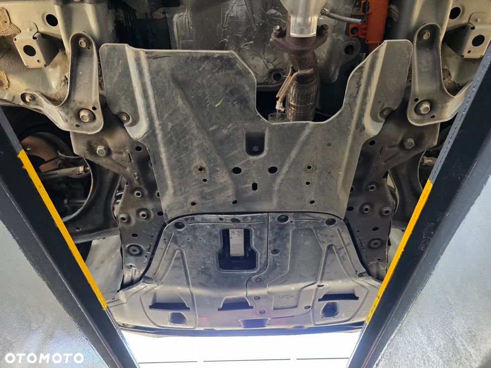 Hyundai Tucson 1.6 T-GDi HEV 2WD N Line - 28