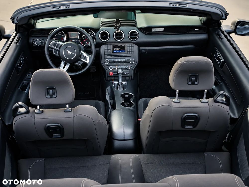 Ford Mustang 3.7 V6 Premium - 6