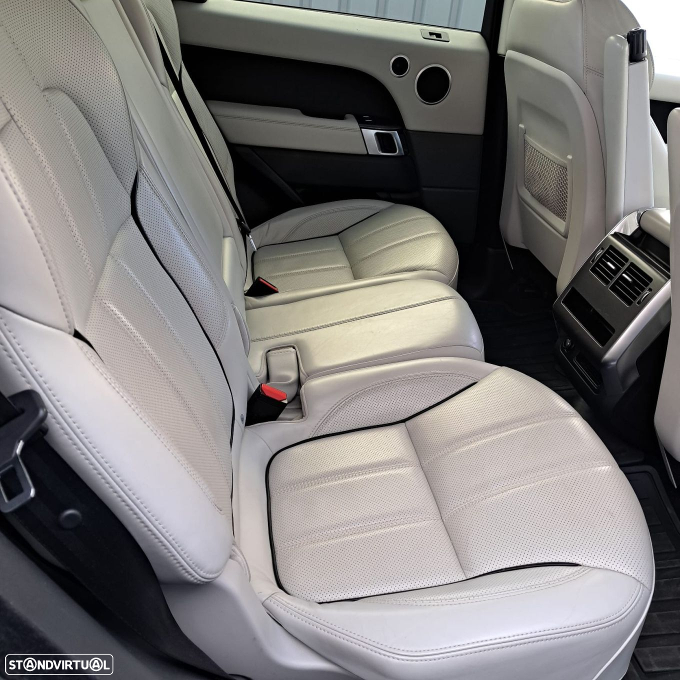 Land Rover Range Rover Sport - 27