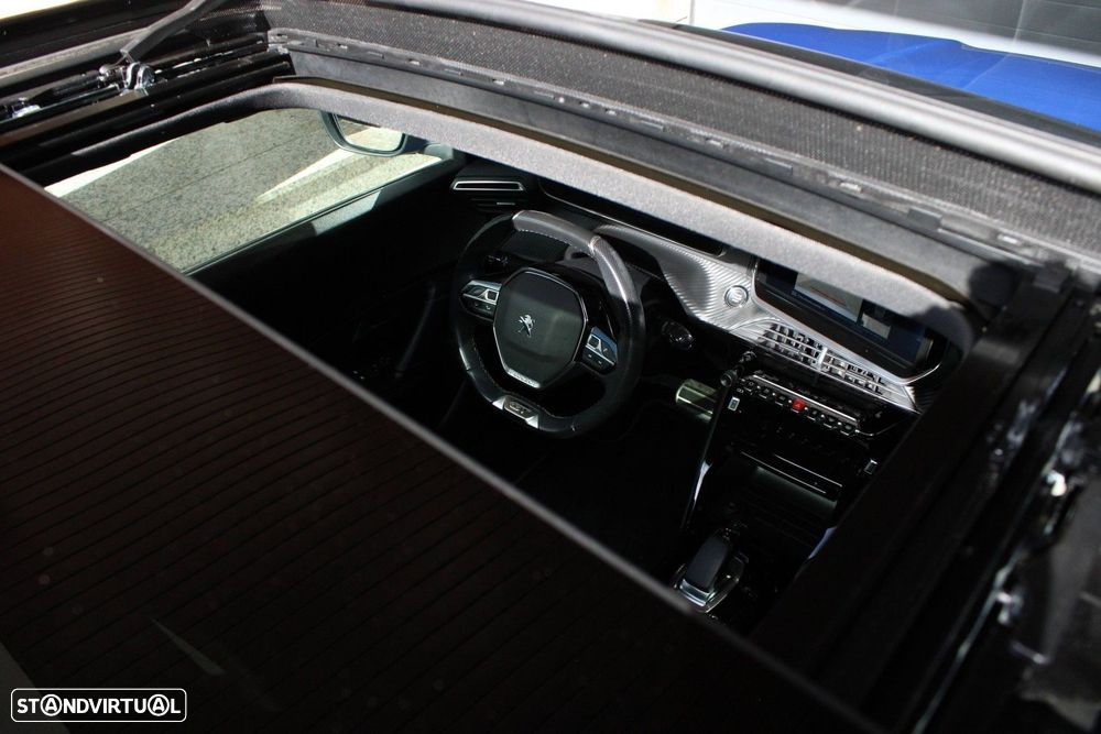 Peugeot e-2008 GT Pack - 27