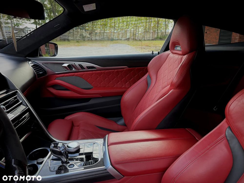 BMW Seria 8 - 17