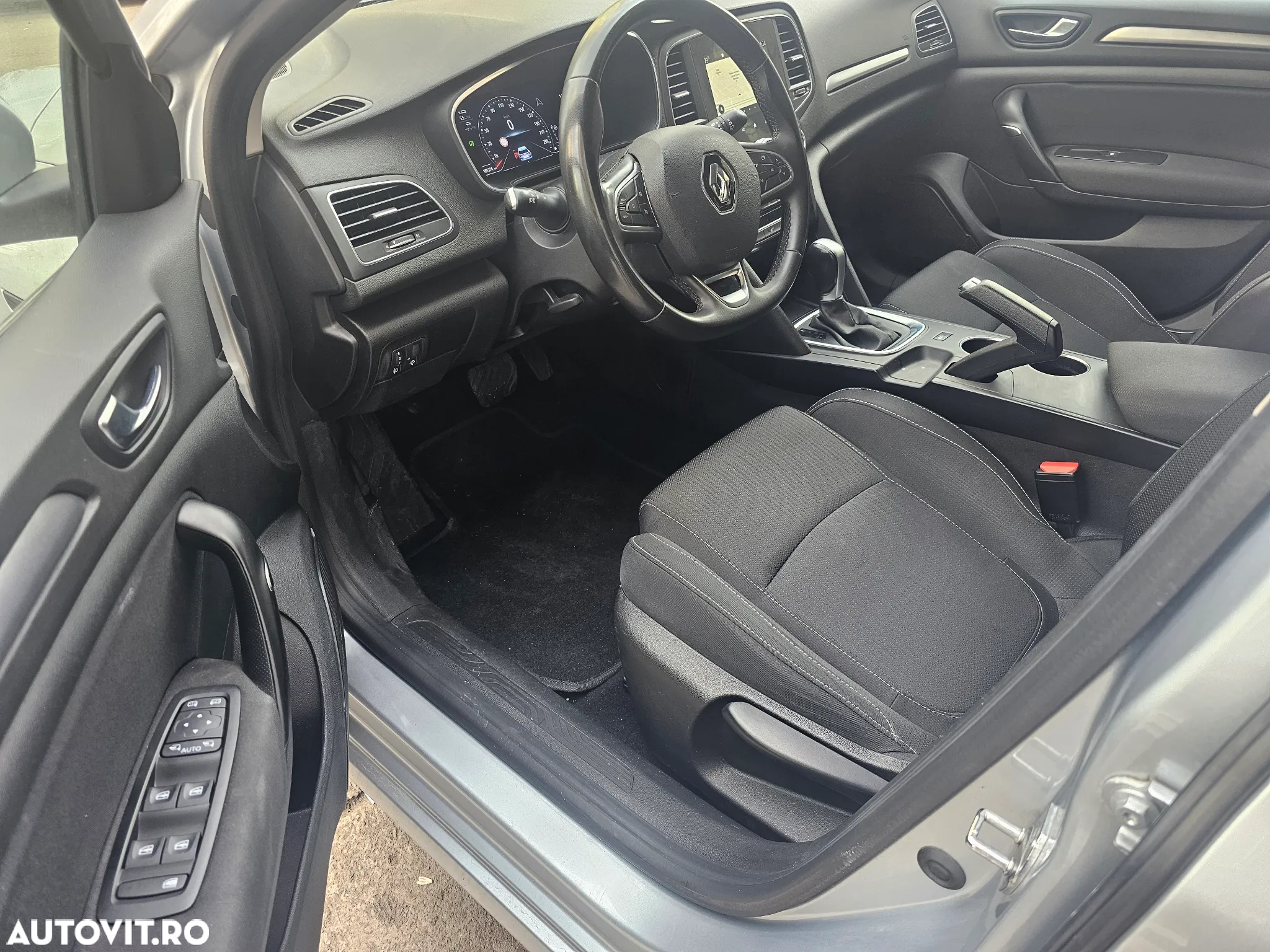 Renault Megane Estate Blue dCI EDC Intens - 17
