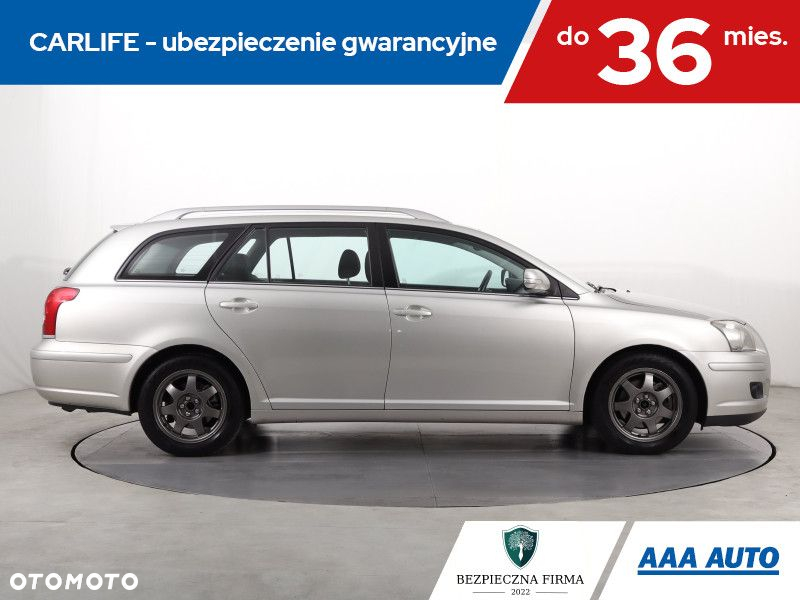 Toyota Avensis - 7