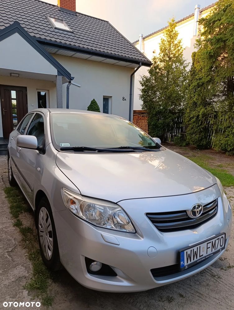 Toyota Corolla 1.6 VVT-i Luna - 4