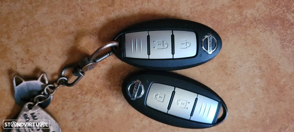 Nissan Qashqai 1.3 DIG-T N-Connecta J18 DCT - 8