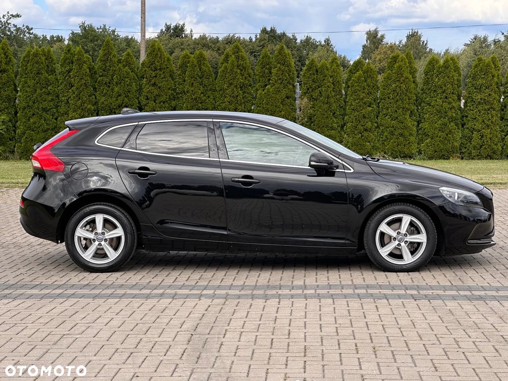 Volvo V40 - 8