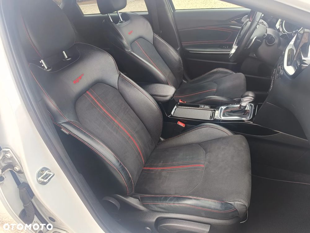 Kia ProCeed 1.6 T-GDI DCT7 OPF GT - 17