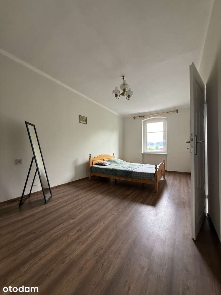 Rozkładowe 76 m² w kamienicy – Jelenia Góra, ul. Drzymały – do remontu