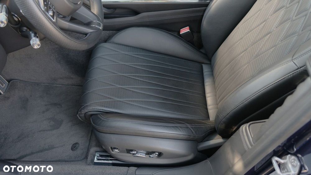 Bentley Flying Spur - 9