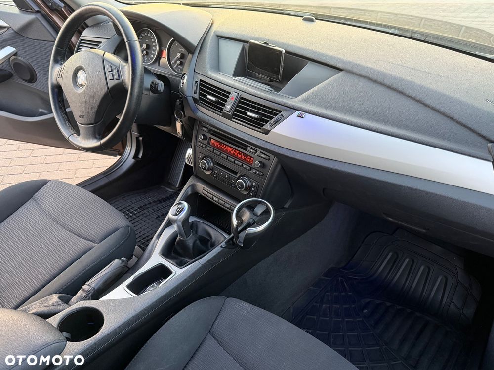 BMW X1 sDrive20d - 5