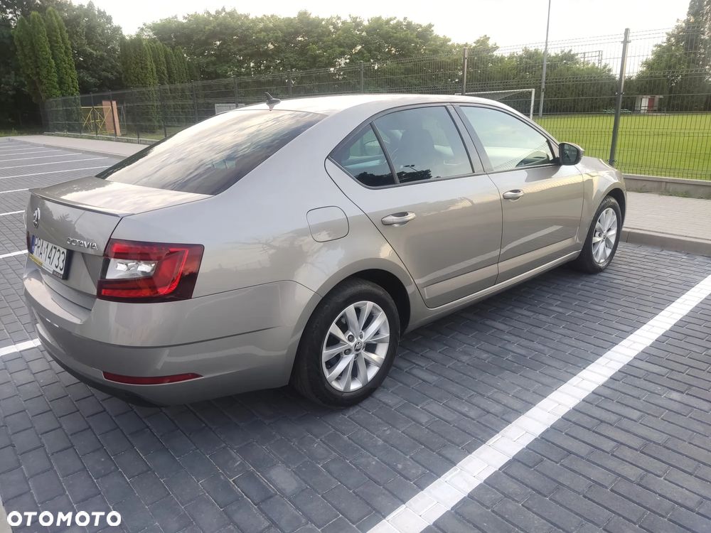 Skoda Octavia - 10