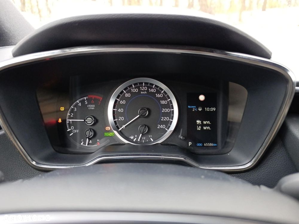 Toyota Corolla 1.8 Hybrid Comfort - 17