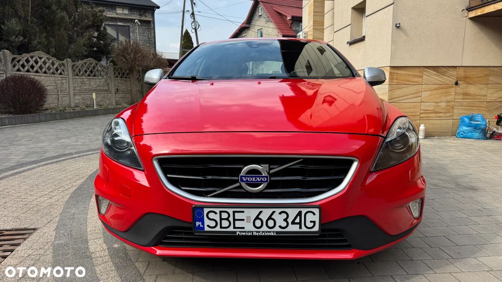 Volvo V40 D2 Drive-E R-Design Momentum - 14
