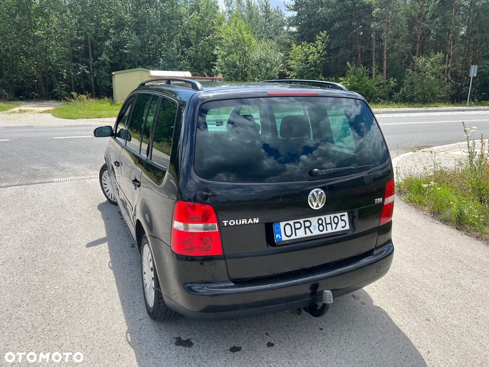 Volkswagen Touran 2.0 TDI Trendline - 3