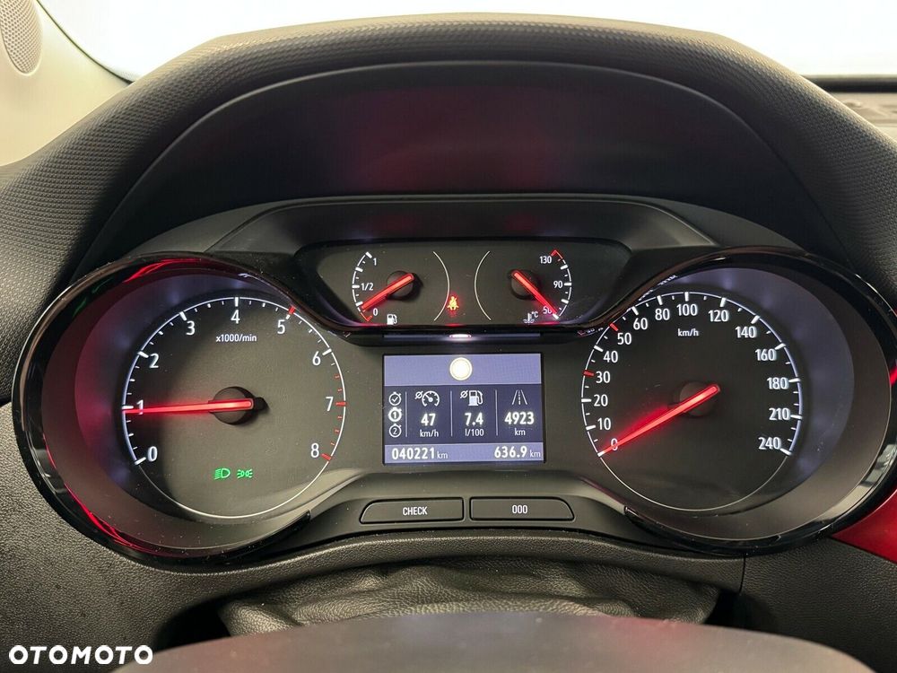 Opel Crossland 1.2 T GS Line - 15