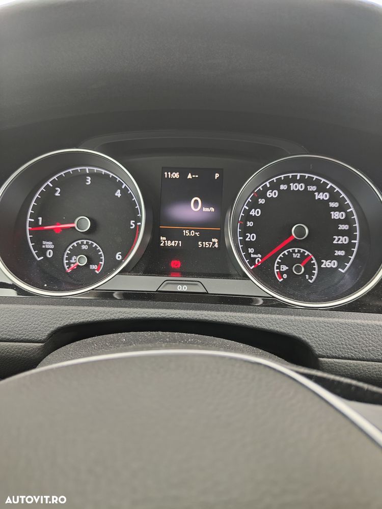 Volkswagen Golf - 13