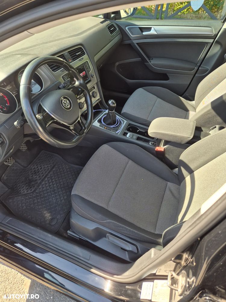 Volkswagen Golf - 7