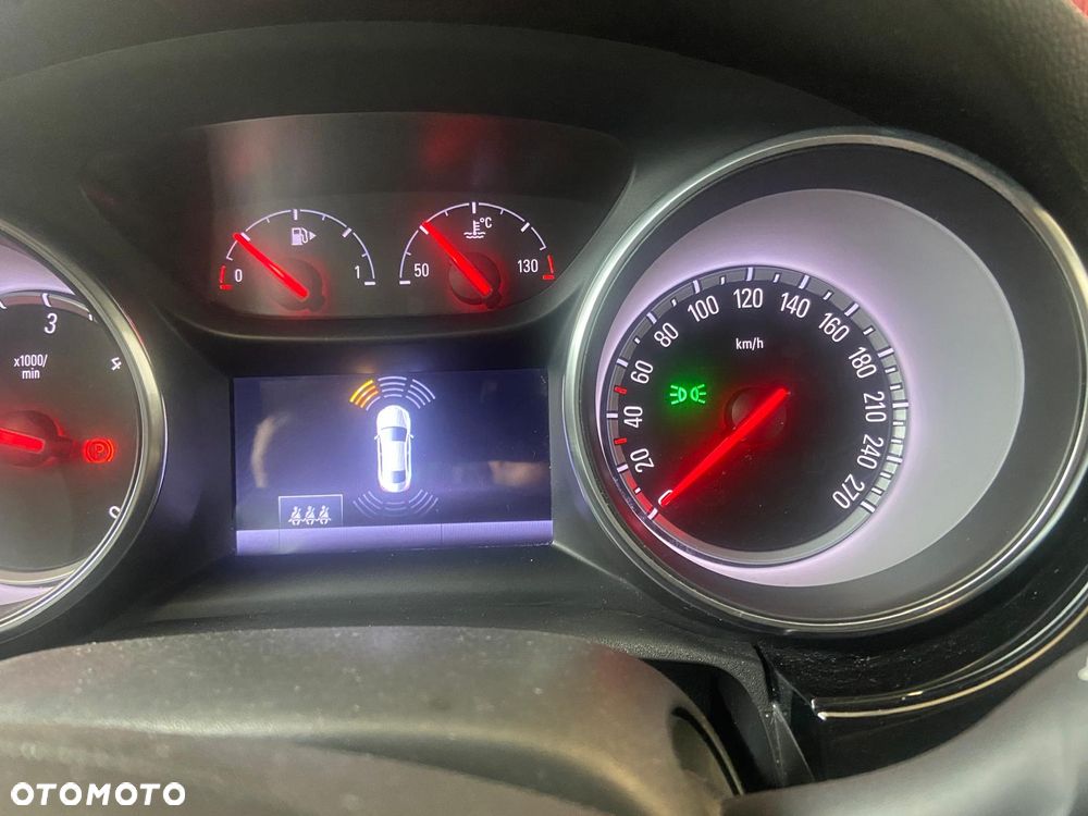 Opel Astra 1.6 BiTrb D (CDTI) Start/Stop Innovation - 15